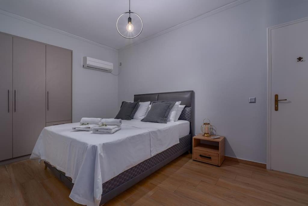 Peaceful 2 Bedroom In Glyfada Center 雅典 外观 照片